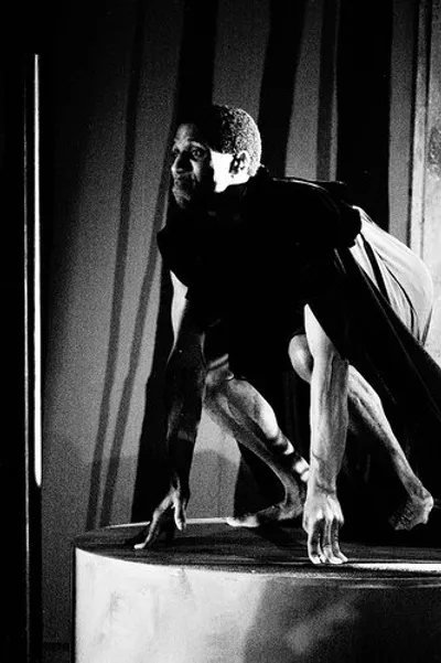 Michael Davis headshot