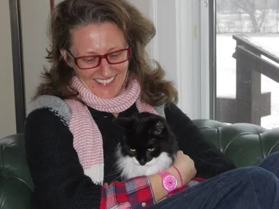 Erin Browne headshot