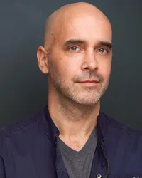 Chris Wight headshot