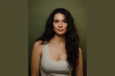 Rebecca Ana Peña headshot