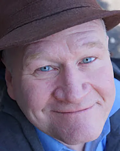 John Lenartz headshot