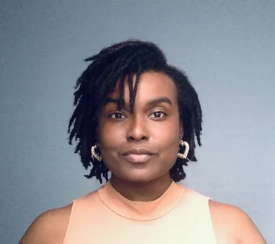 Lori Elizabeth Parquet headshot